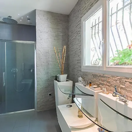 Splendide Piscine Et Superbe Vue * ניס